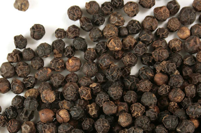 Black Pepper Whole